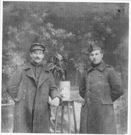 Cyriel Van Pevenaege (links op de foto)