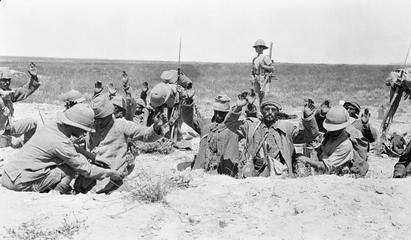 Britse troepen in Mesopotamie ontwapenen Turkse soldaten
