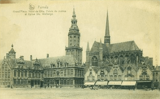 Veurne_GroteMarkt_SintWalburga